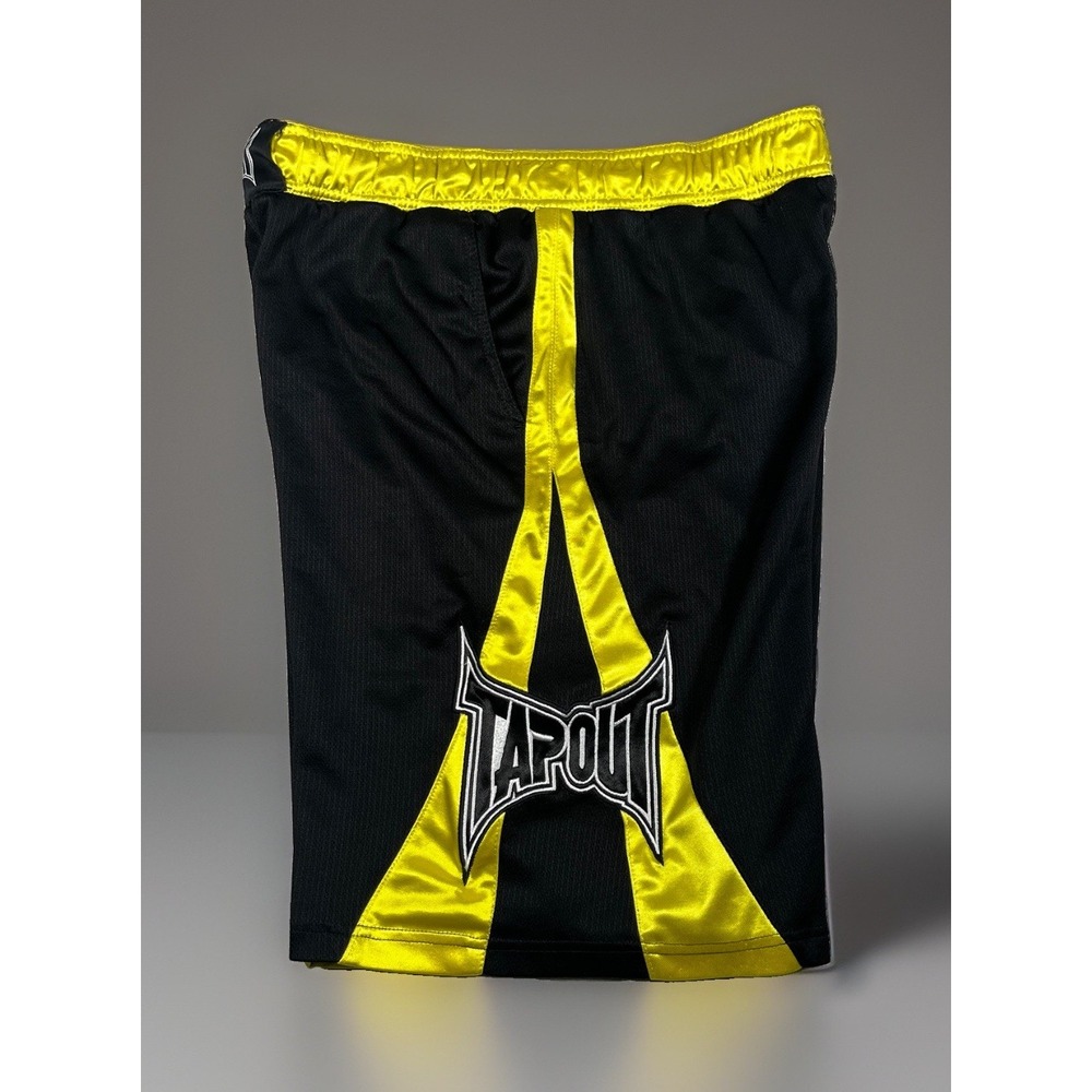 Vintage Y2K Tapout Shorts Mens Small MMA Boxing Fighting Embroidered Logo